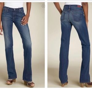 AG jeans “the kiss” straight leg stretch jeans. Size 32R